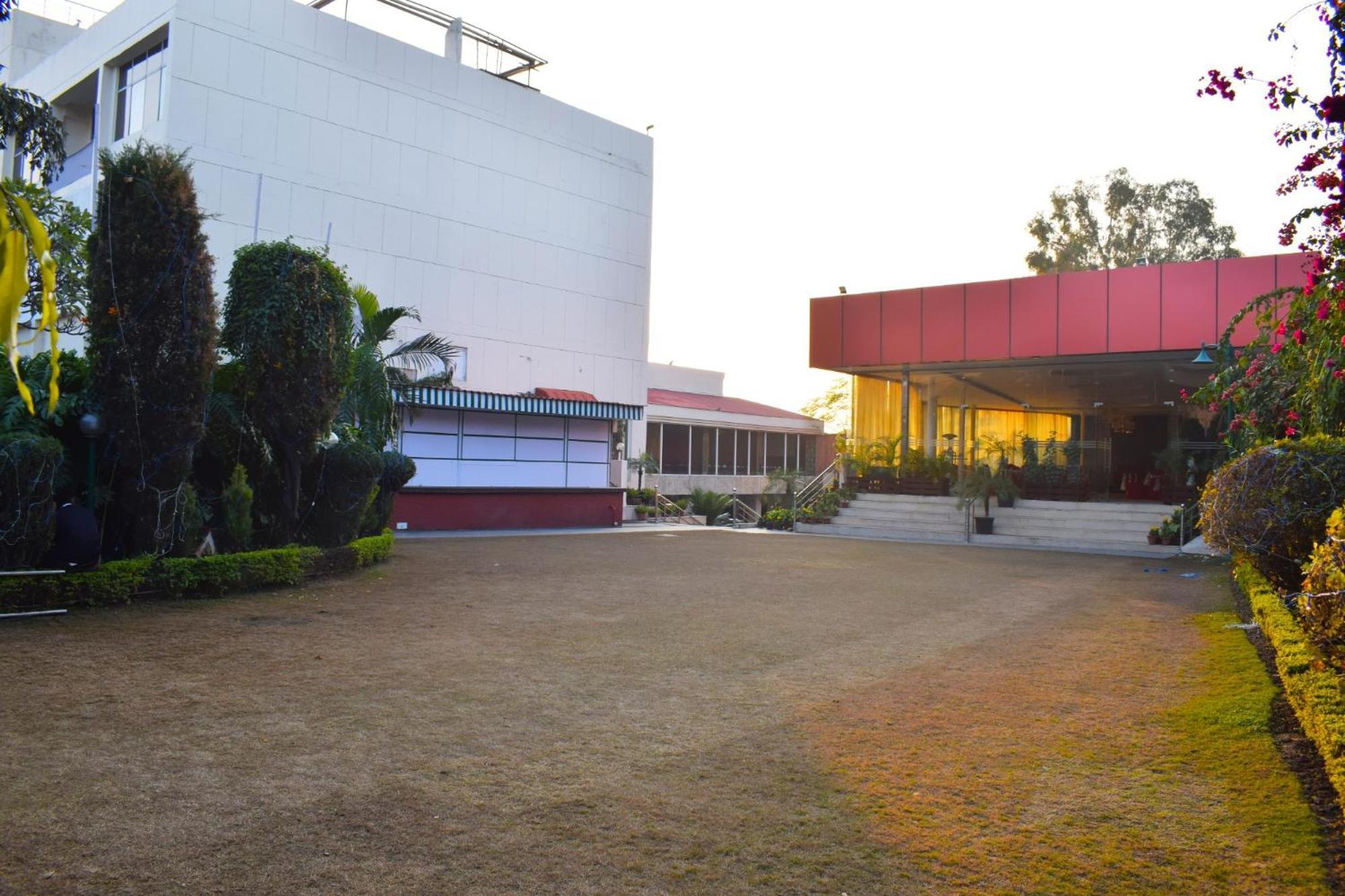 Asia One Earth Jammu Exterior photo